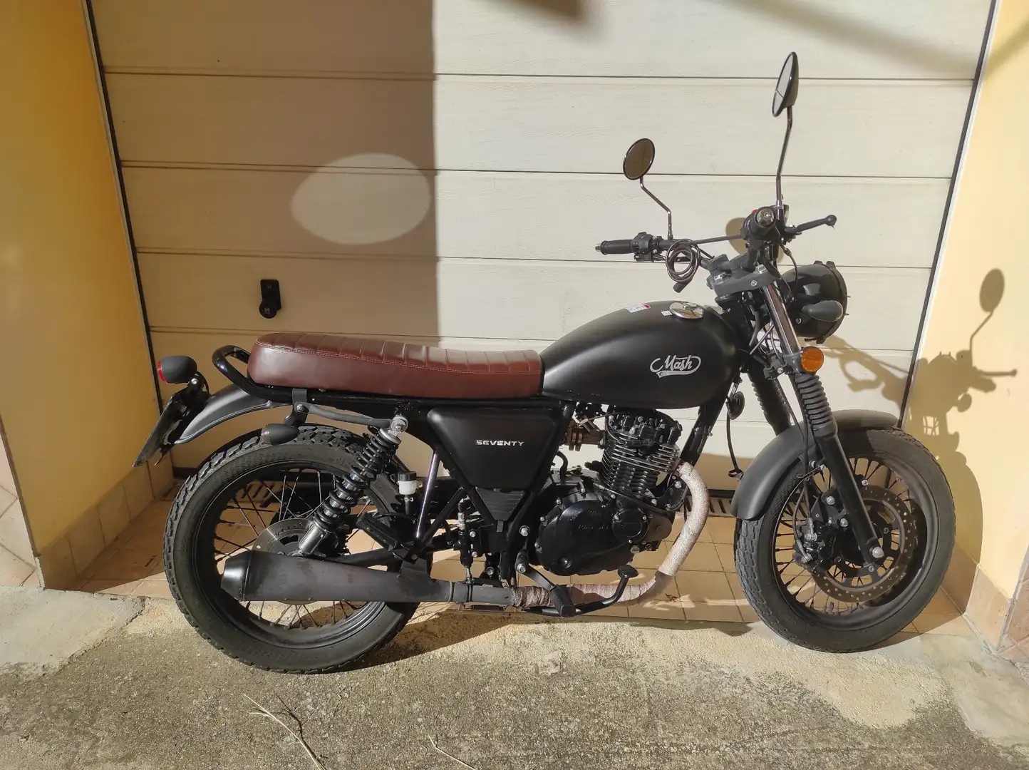 Mash Seventy 125 Noir - 1