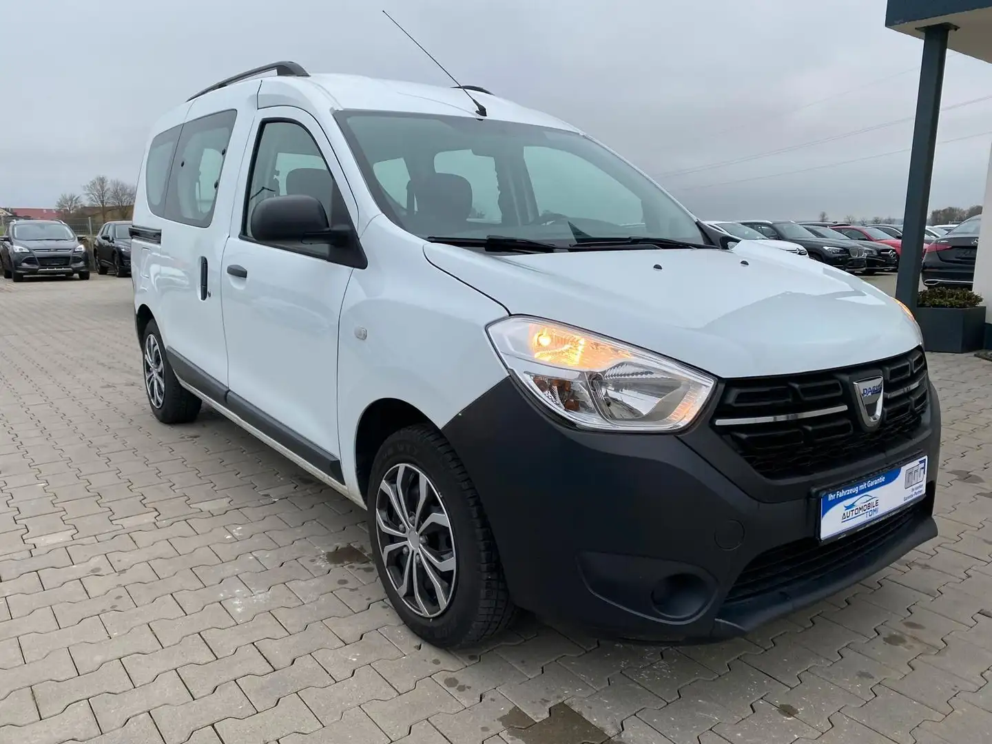 Dacia Dokker Essential|AHK|KLIMA|5Sitzer|R-KAM Weiß - 1