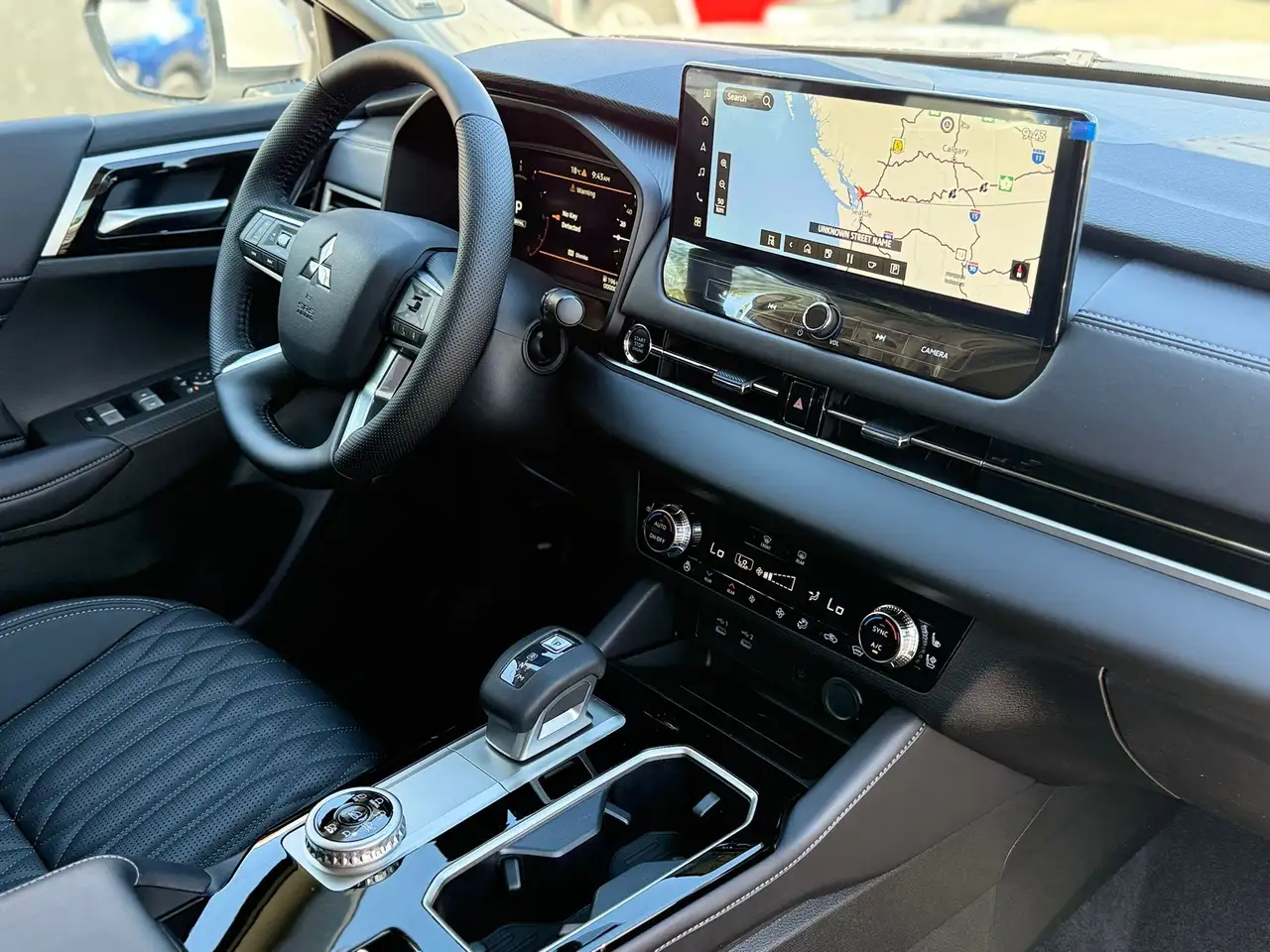 Mitsubishi Outlander снимка Mitsubishi Outlander