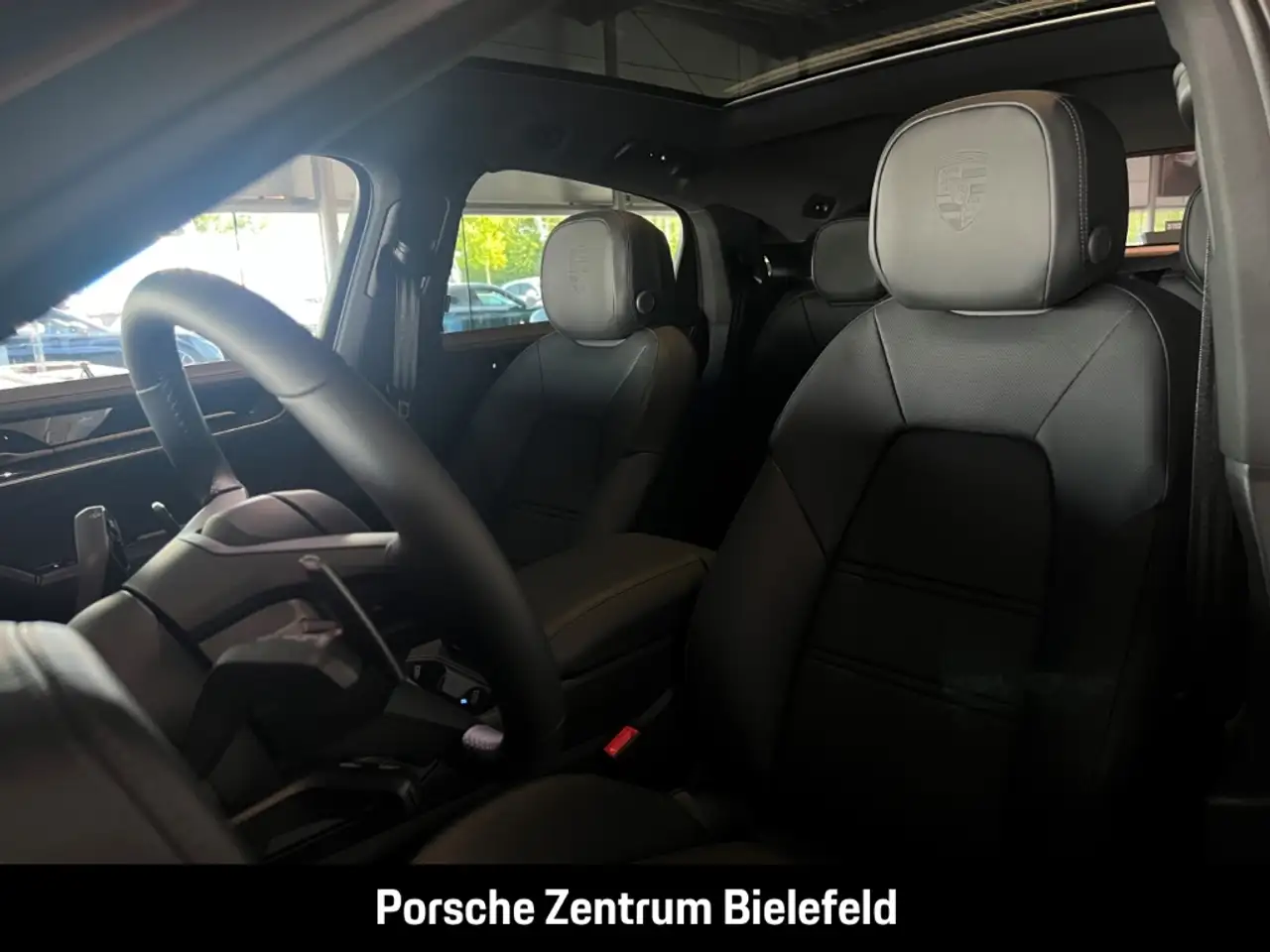 Porsche Cayenne E-Hybrid Coupe HA-Lenkung Sportabgas 12