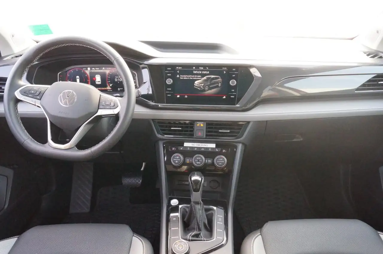 Volkswagen Taos снимка Volkswagen Taos