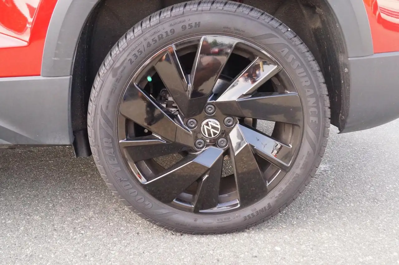 Volkswagen Taos снимка Volkswagen Taos
