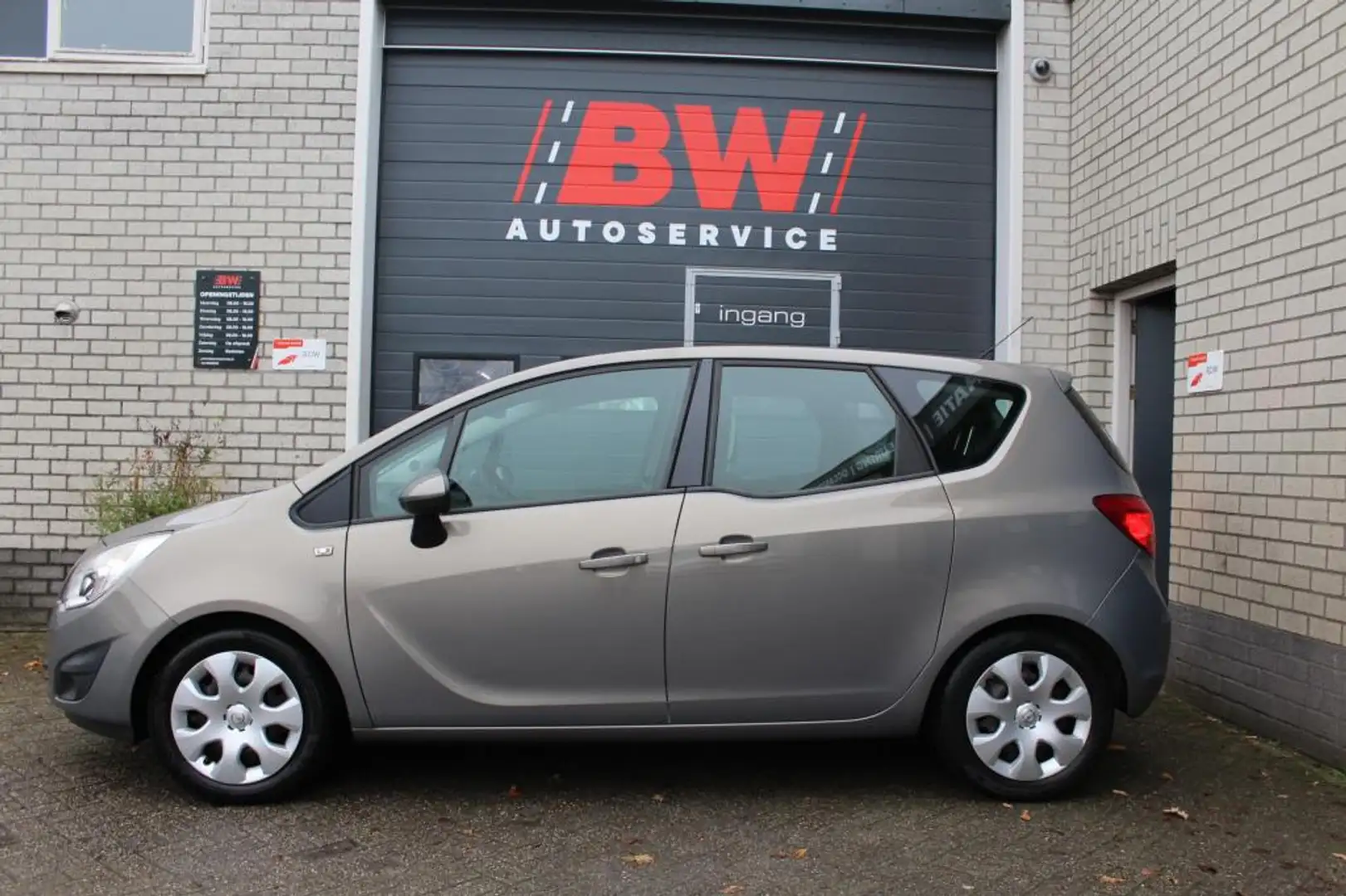 Opel Meriva 1.4 Turbo Edition Bruin - 2