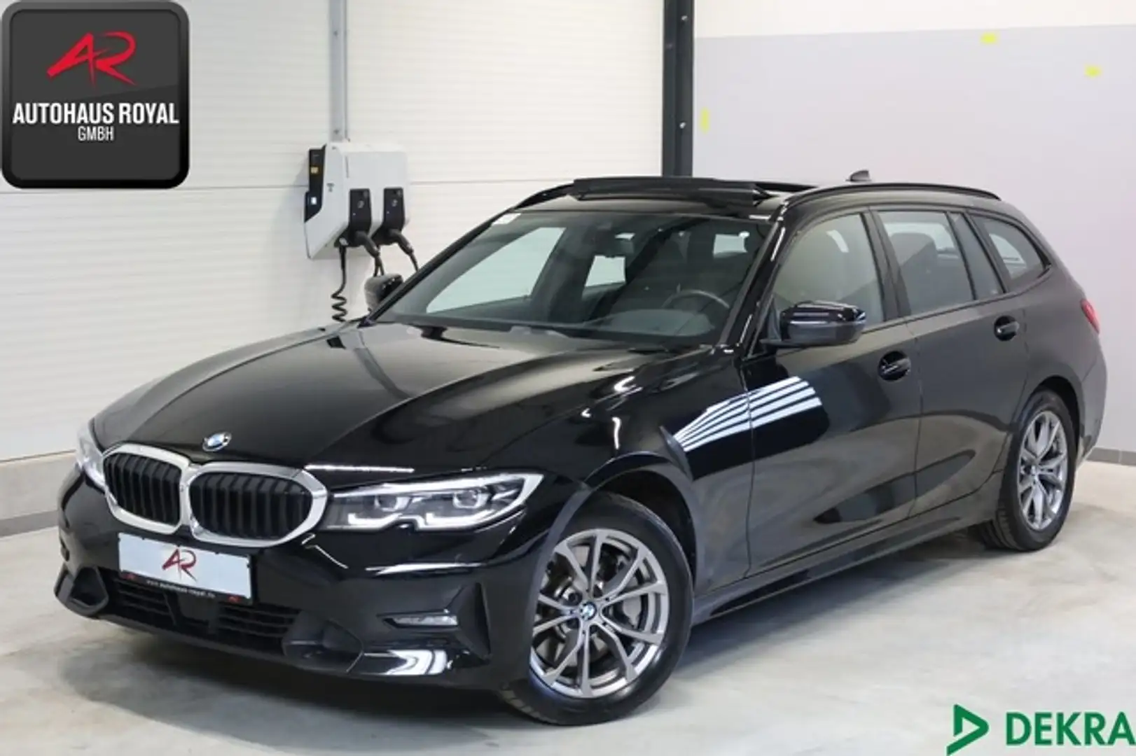BMW 330 d T xDrive SPORT LINE LIVECOCKPIT,HEADUP,ACC Schwarz - 1
