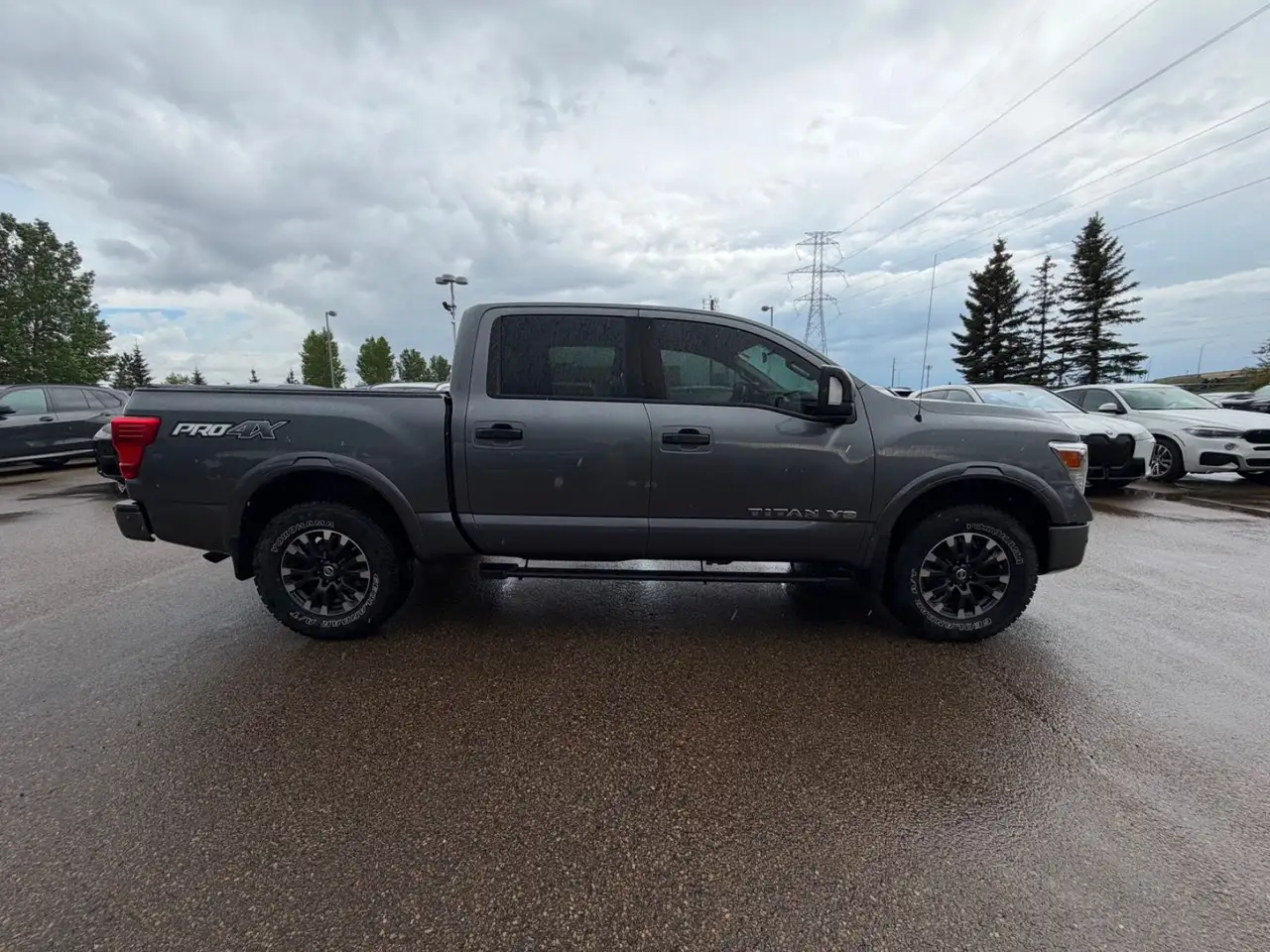 Nissan Titan снимка Nissan Titan