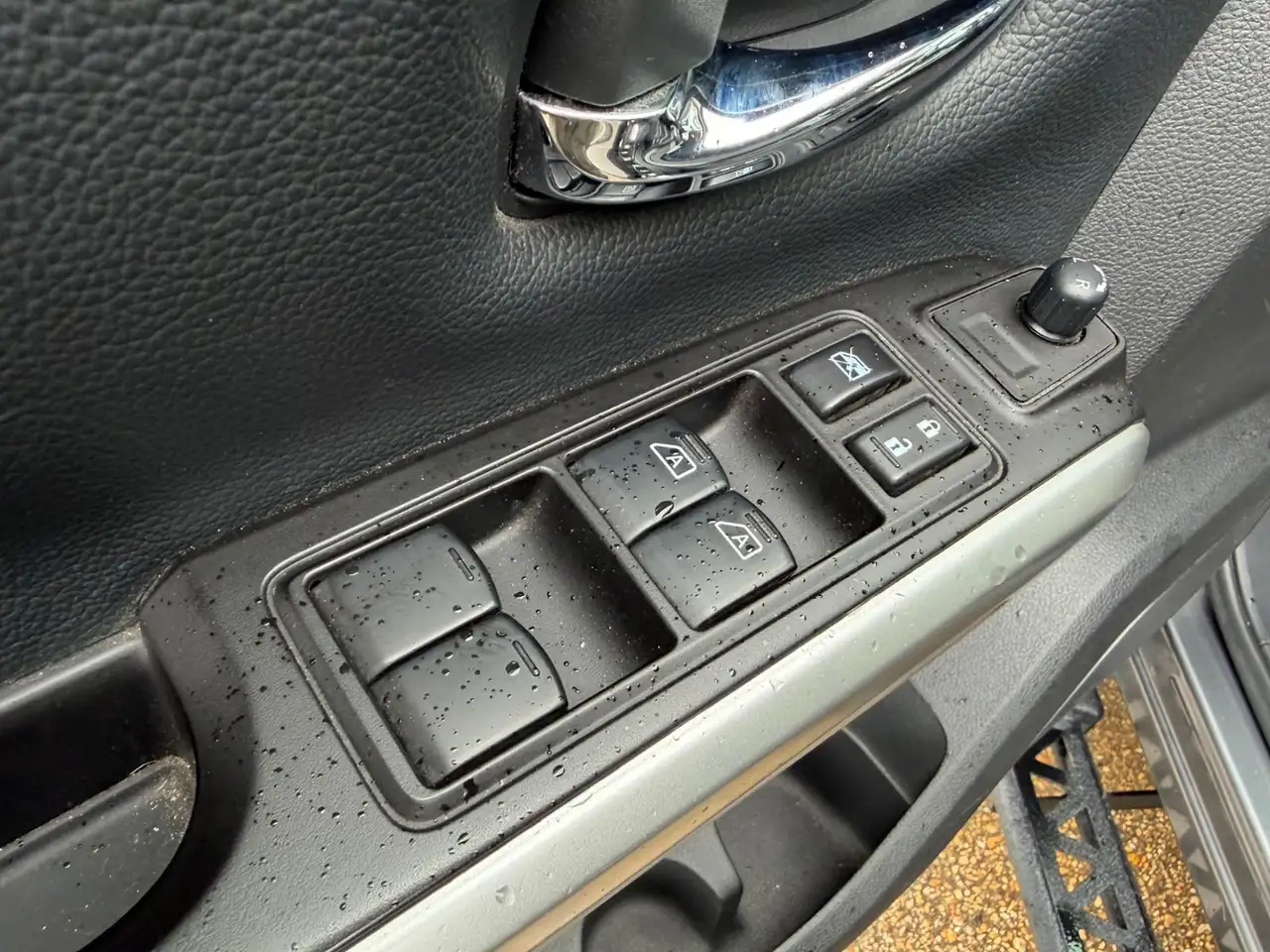 Nissan Titan снимка Nissan Titan