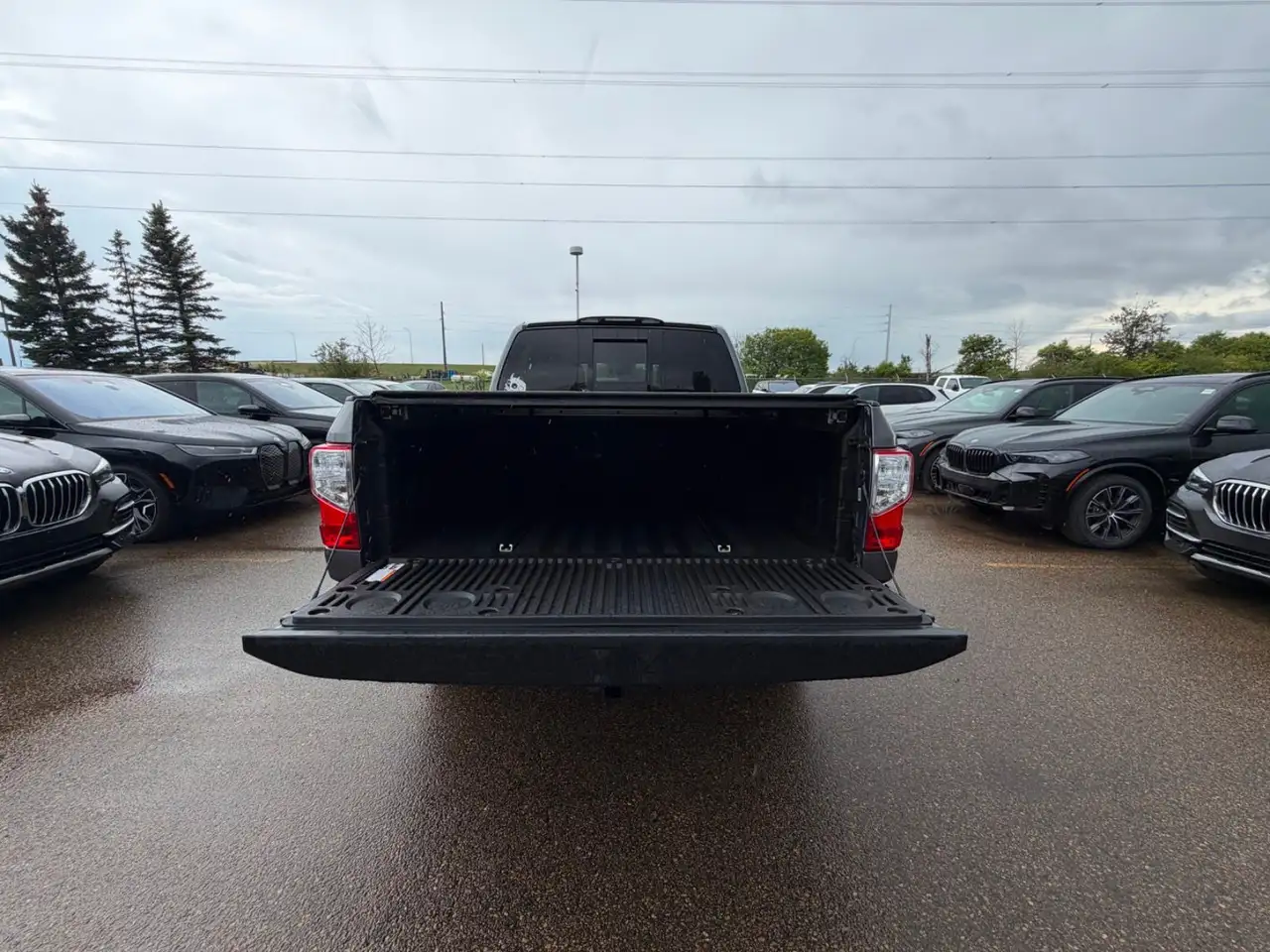 Nissan Titan снимка Nissan Titan
