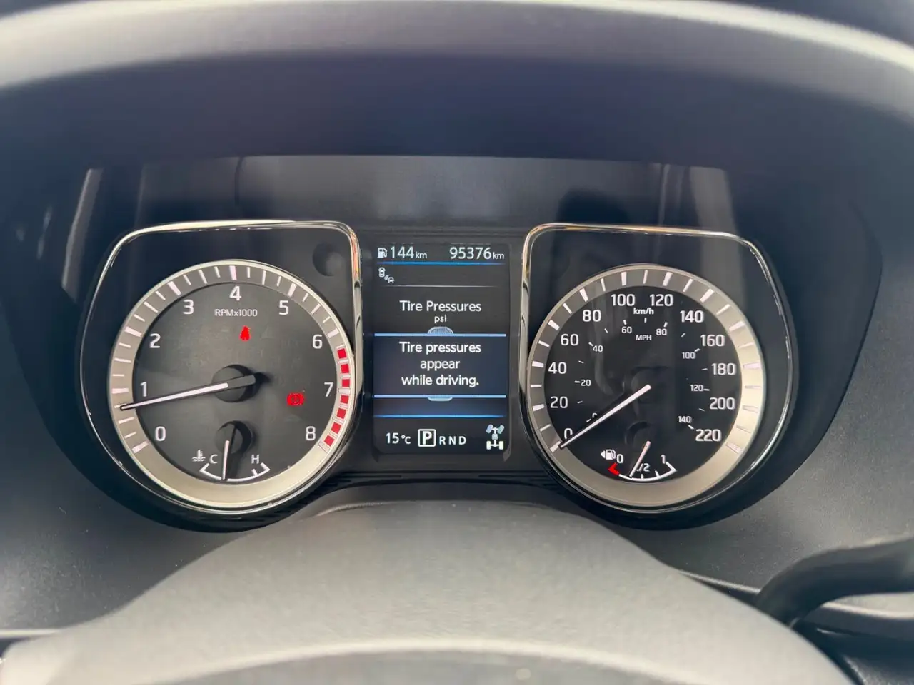 Nissan Titan снимка Nissan Titan