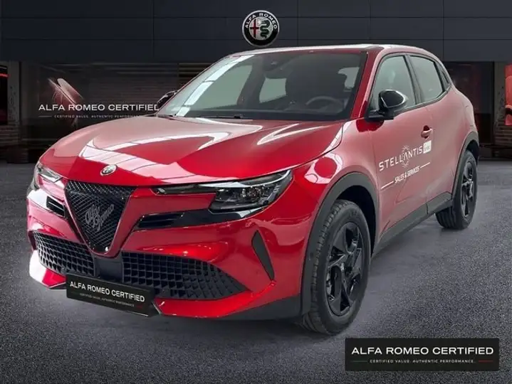 Alfa Romeo Junior Ibrida 1.2 eDCT6 2025