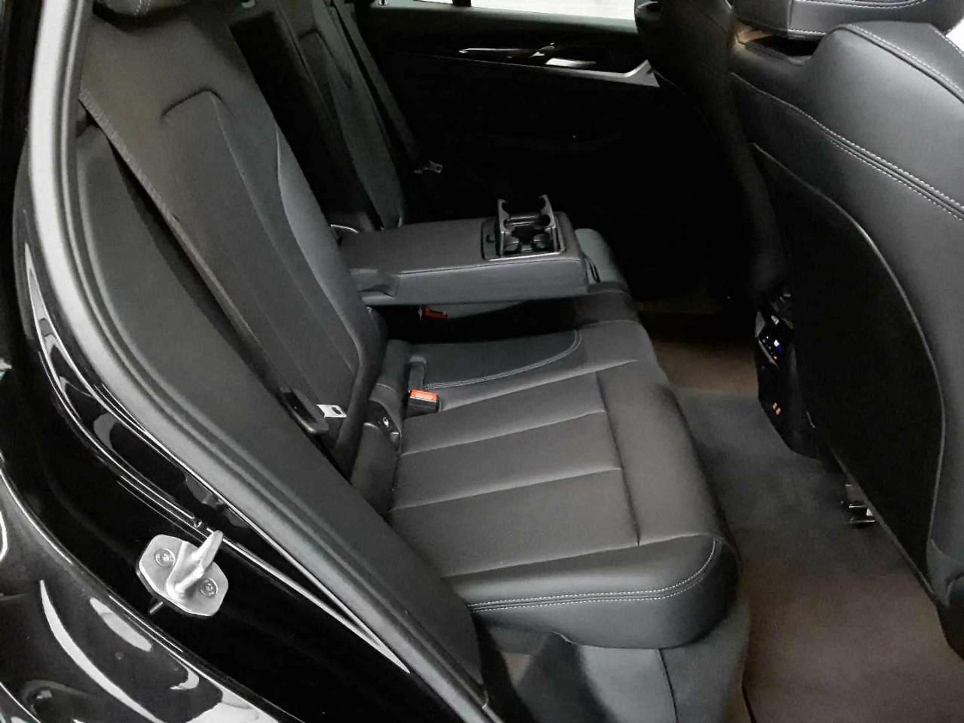 BMW X3 X3 xDrive20d Aut. Navi HuD AHK Leder — photo 14