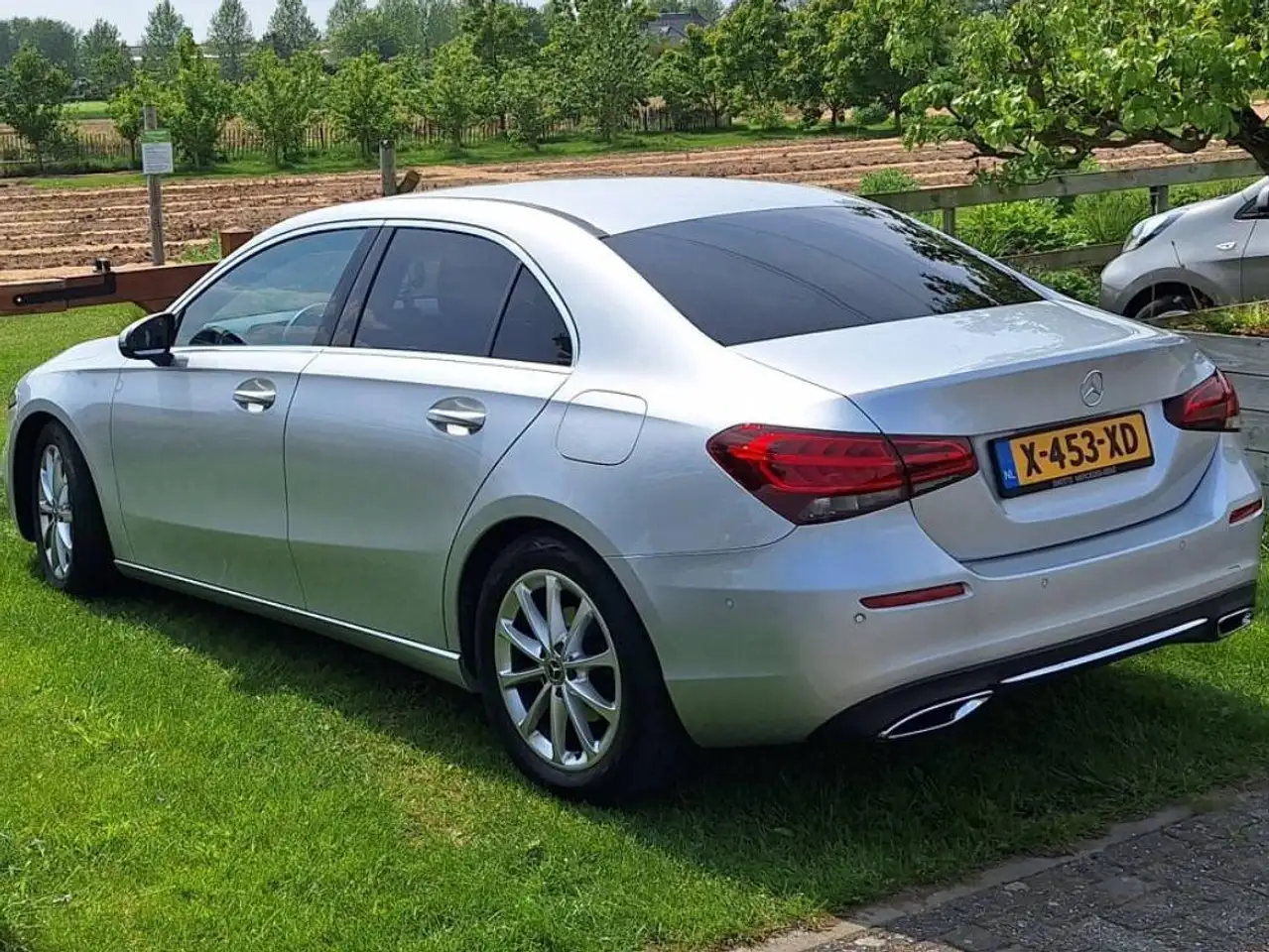 Mercedes-Benz A 180