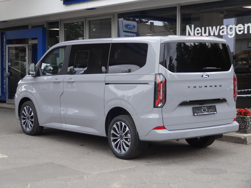 Ford Tourneo Custom L1 Titanium-X AUT AHK TWA ACC 19" — photo 8