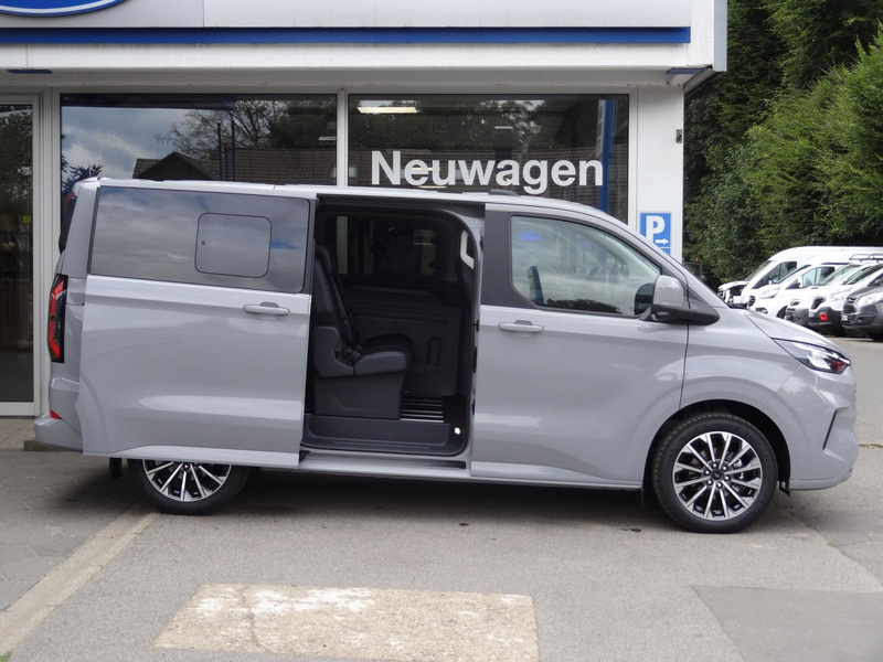 Ford Tourneo Custom L1 Titanium-X AUT AHK TWA ACC 19" — photo 5