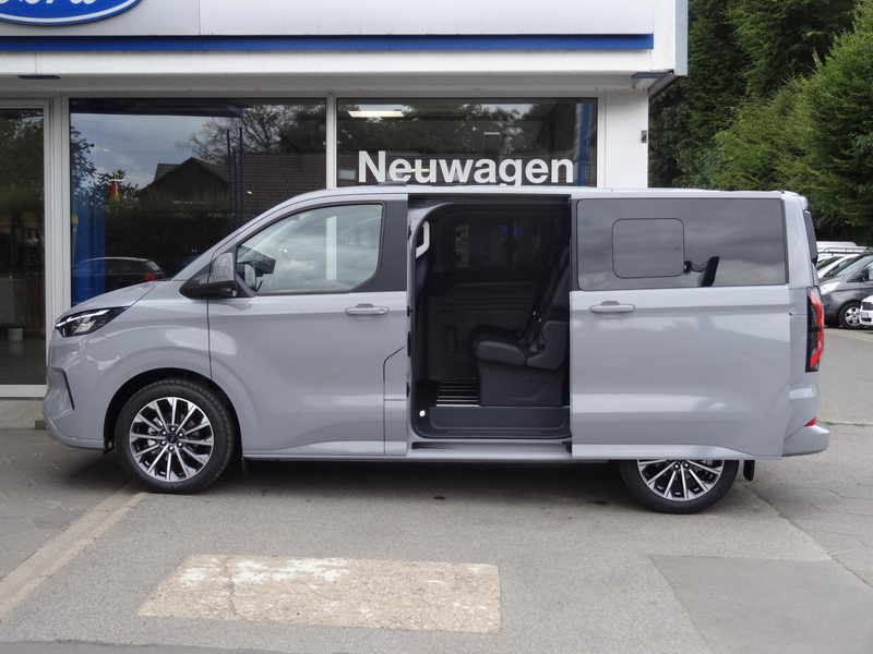 Ford Tourneo Custom L1 Titanium-X AUT AHK TWA ACC 19" — photo 6