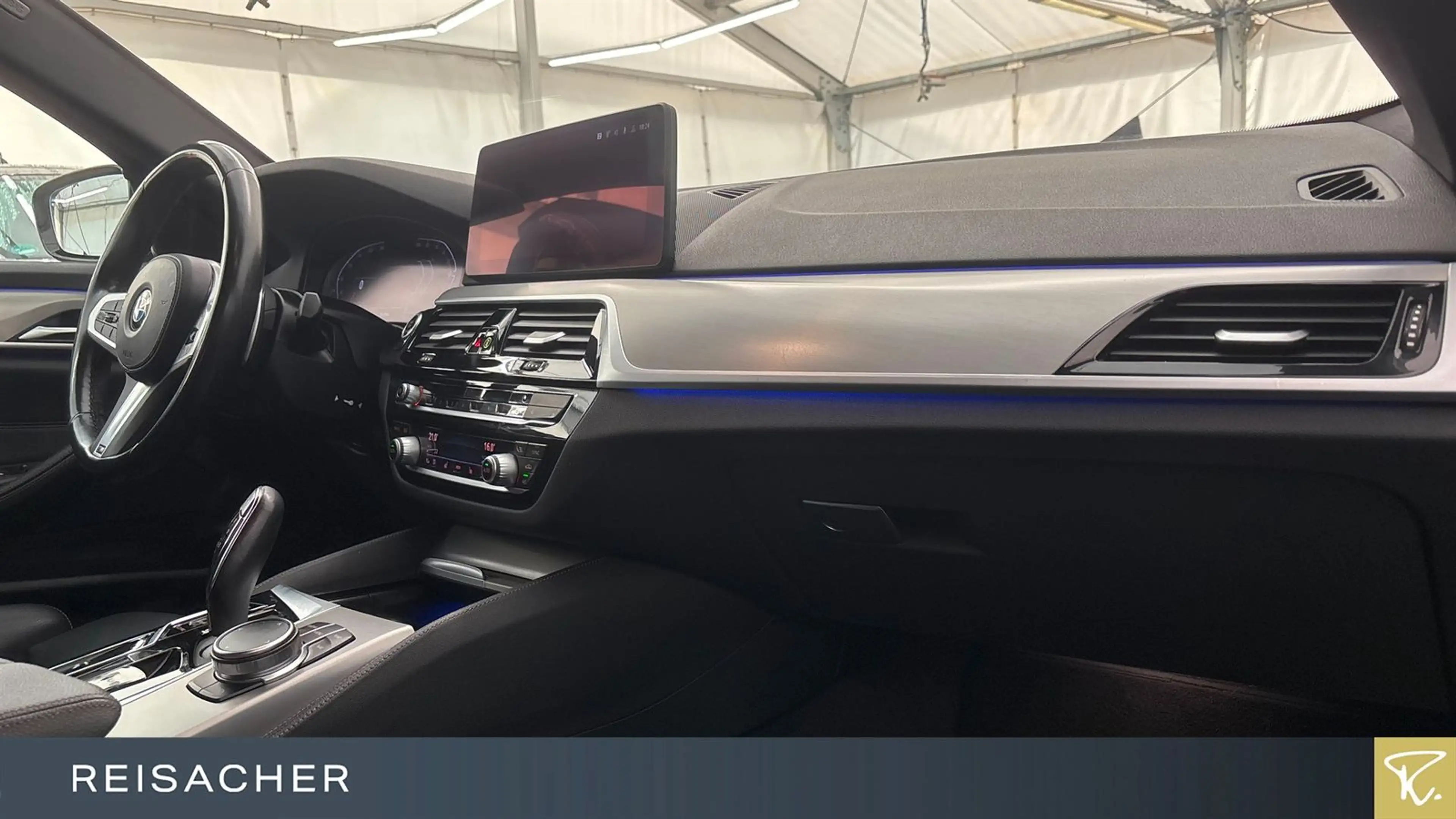 BMW 540 d A xDrive M-Sport AHK LCProf HUD Laser 20"LM — photo 13
