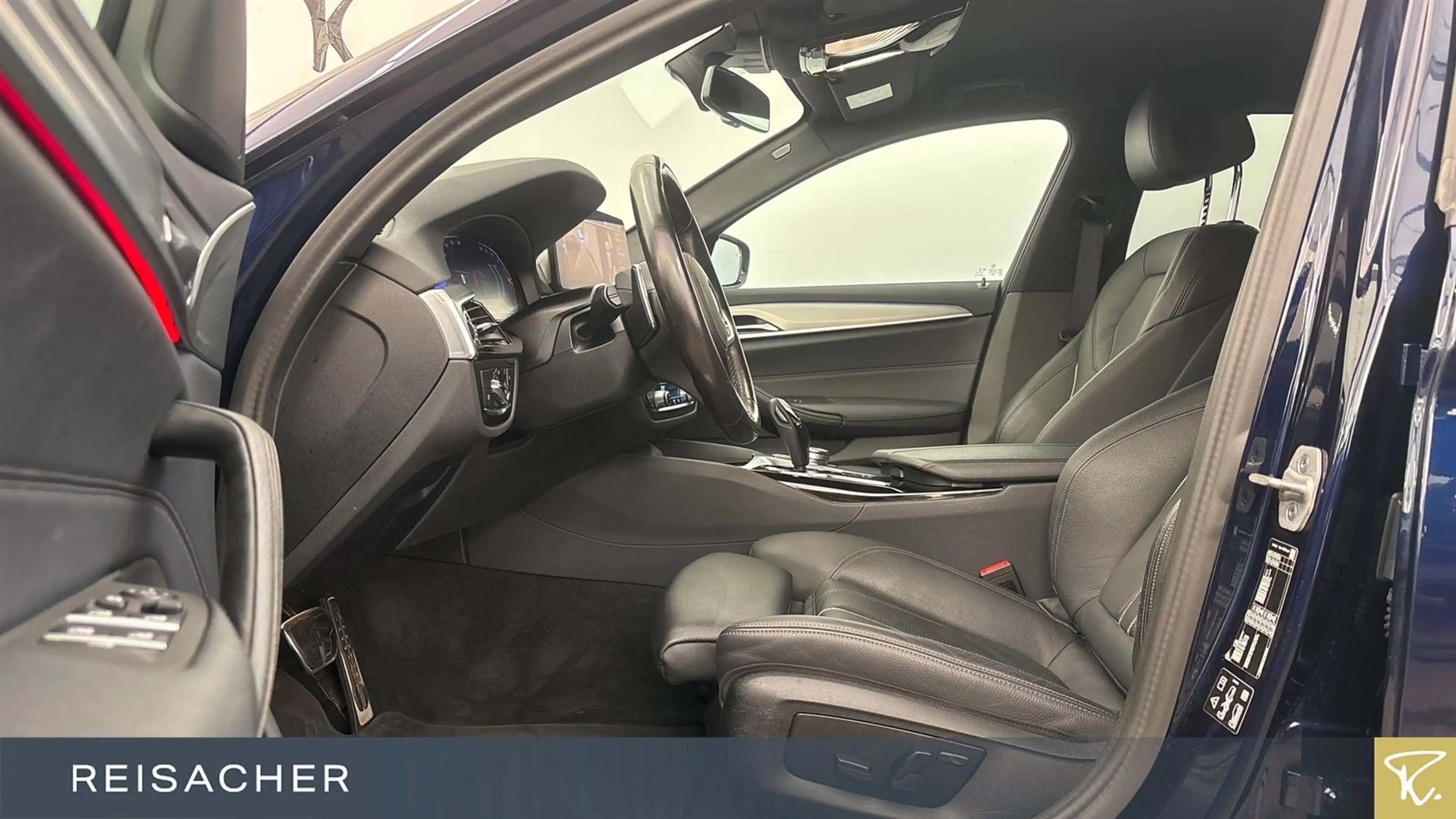 BMW 540 d A xDrive M-Sport AHK LCProf HUD Laser 20"LM — photo 4