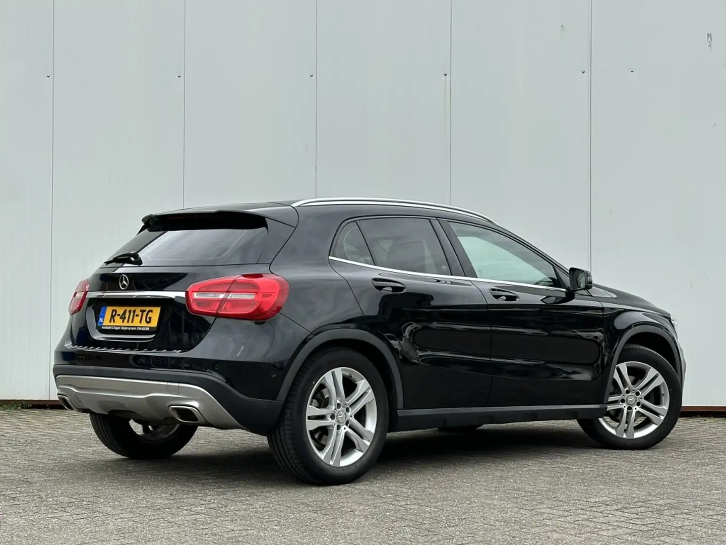 Mercedes-Benz GLA 200 Prestige Led Leder PDC Czarny - 2