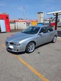 1.8 ts 16v Distinctive