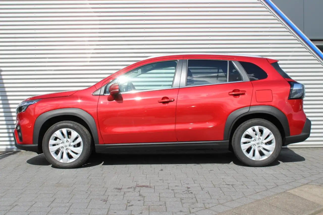 Suzuki S-Cross 2025