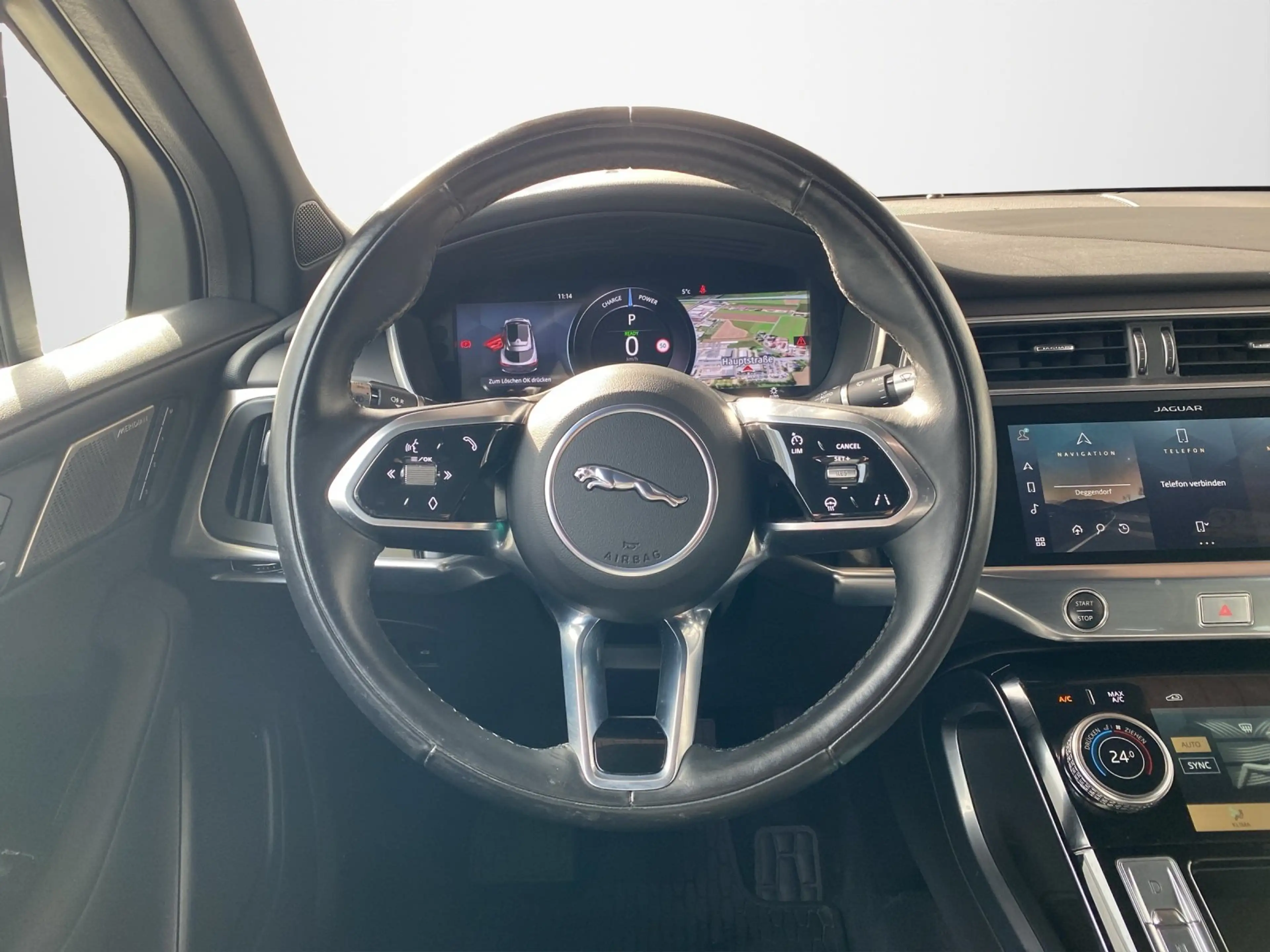 Jaguar I-Pace EV320 SE FLA HUD ParkAss. SpurW SpurH — photo 10