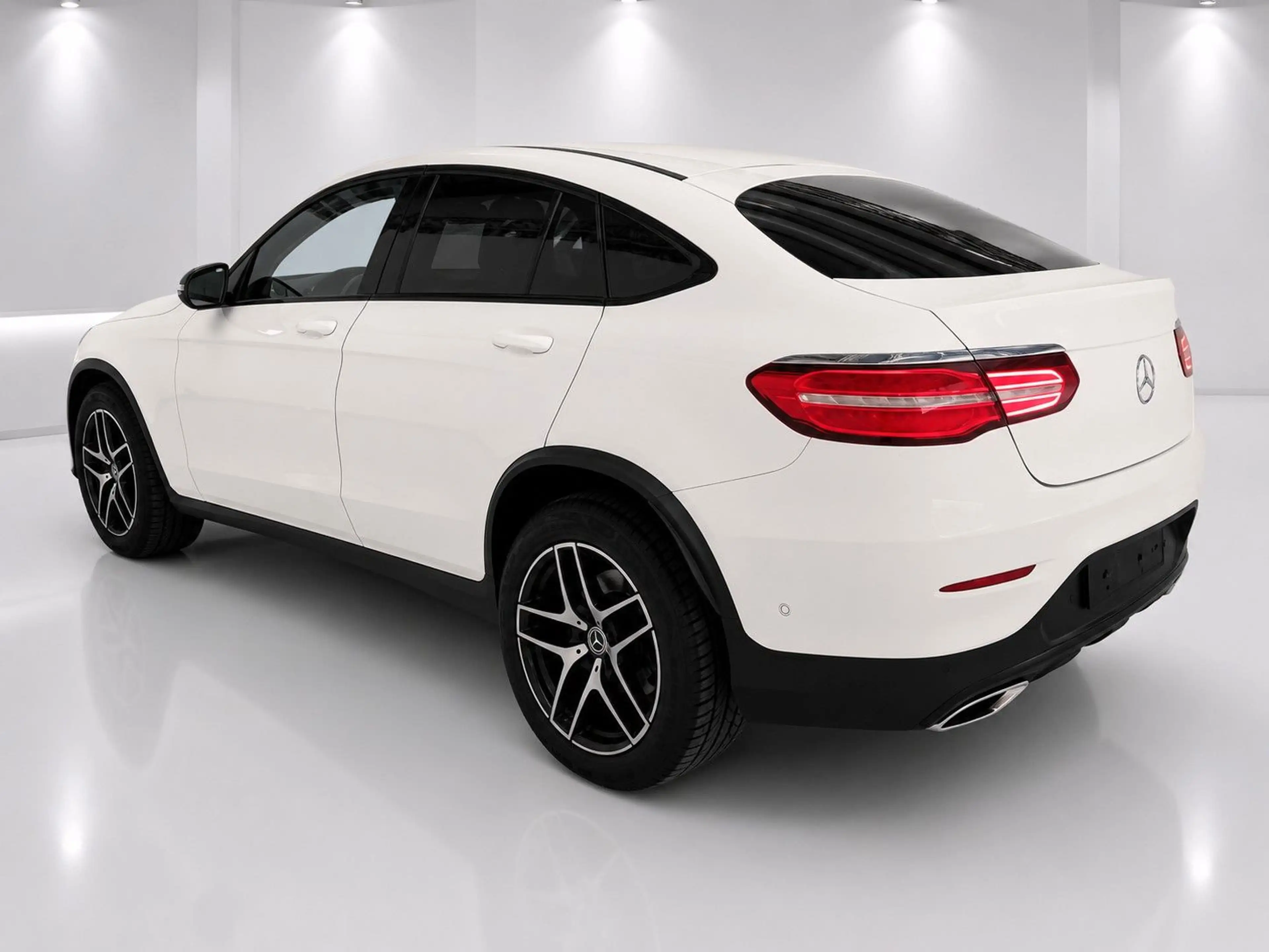 Mercedes-Benz GLC 250 Coupe  4Matic AMG Line — photo 7