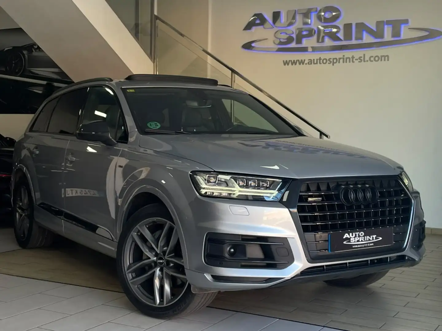 Audi Q7 3.0TDI Black line edition quattro Tip. 200kW Gris - 2