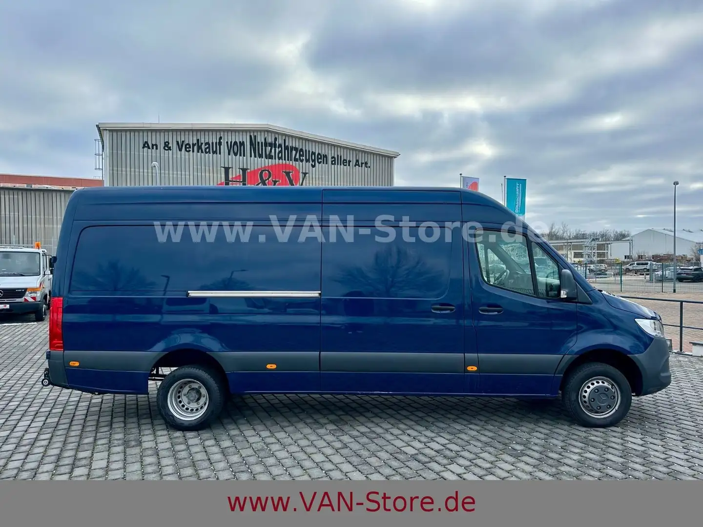 Mercedes-Benz SPRINTER 516 MAXI/AHK/CAM/MBUX/NAV/STDHZG/LBW+FB Blu/Azzurro - 2
