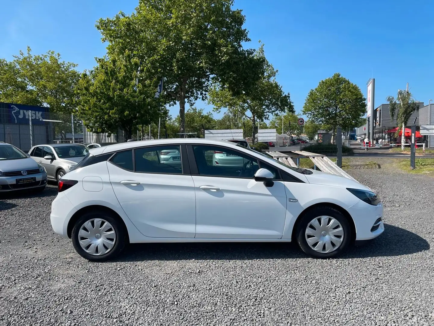 Opel Astra K Lim. 5-trg. Business Start/Stop/NAVI Weiß - 1