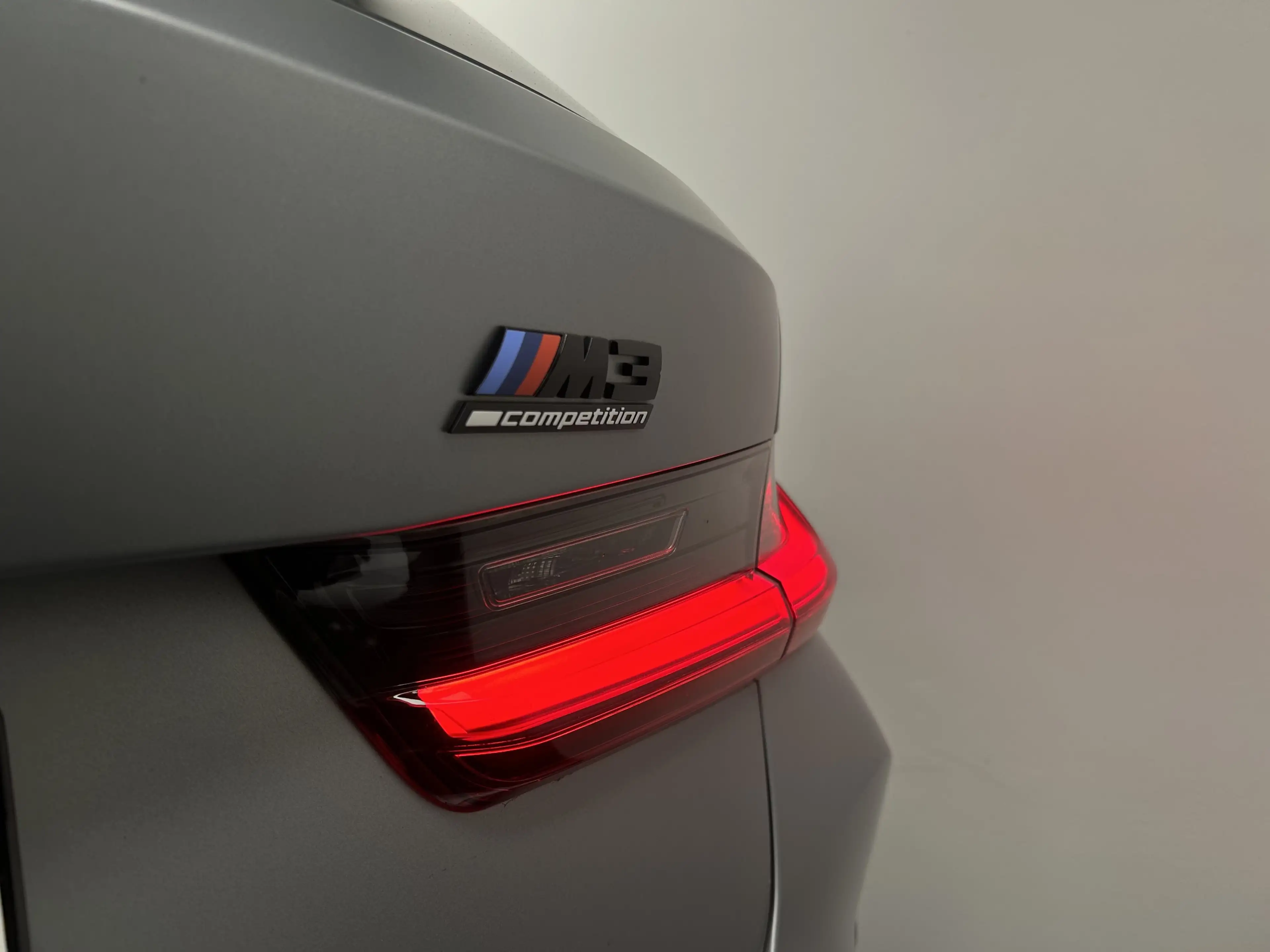 BMW M3 Competition M xDrive Touring — photo 14