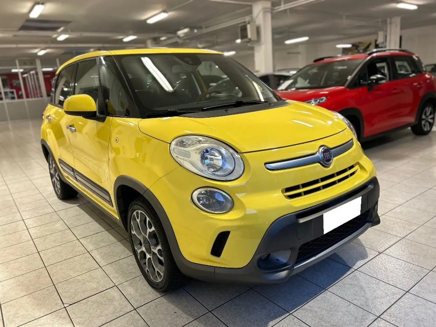 Fiat 500L 1.3 Multijet 85 CV Trekking Galben - 1