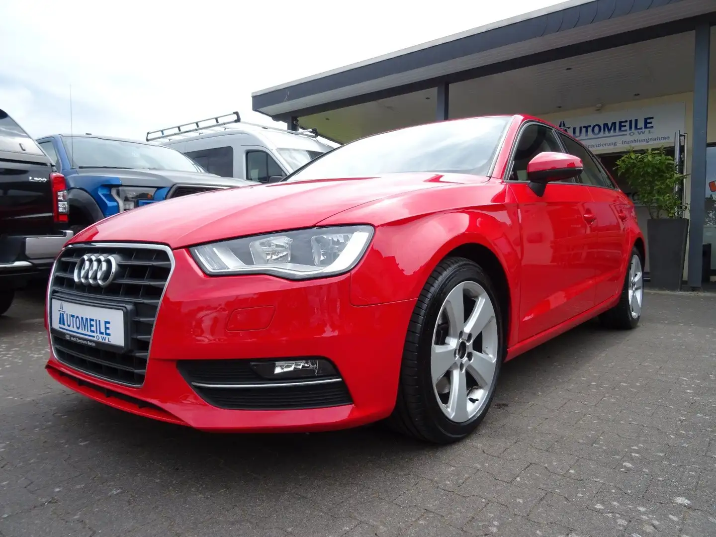 Audi A3 Sportback 1.8 TFSI 1. HAND SHZ KLIMA Rot - 1