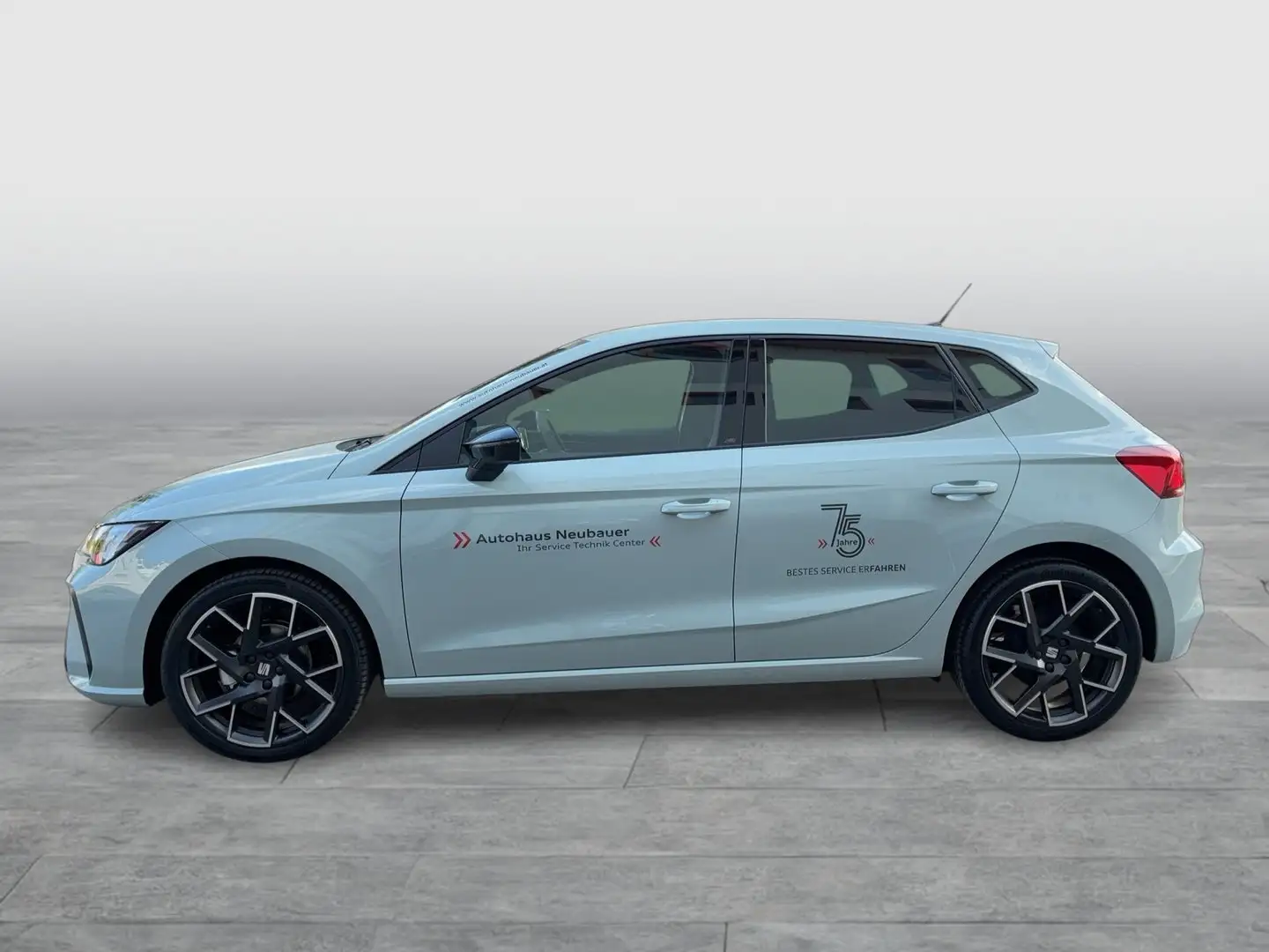 SEAT Ibiza FR Edition 1.0 TSI 95PS Grau - 2
