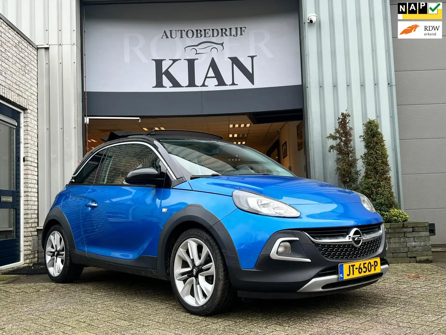 Opel Adam 1.0 Turbo Rocks cabriolet Blauw - 1