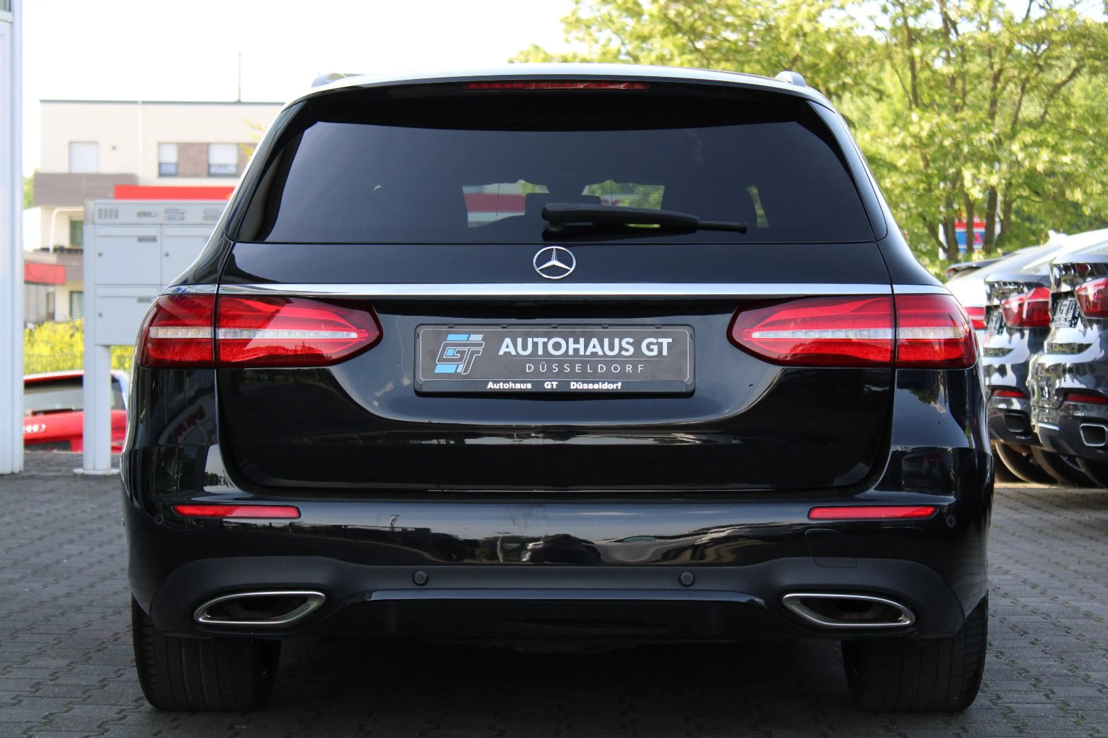 Mercedes-Benz E 200 T/AMG/Night/Klima/Navi/Kamera/Sitzhzg/AHK — photo 11