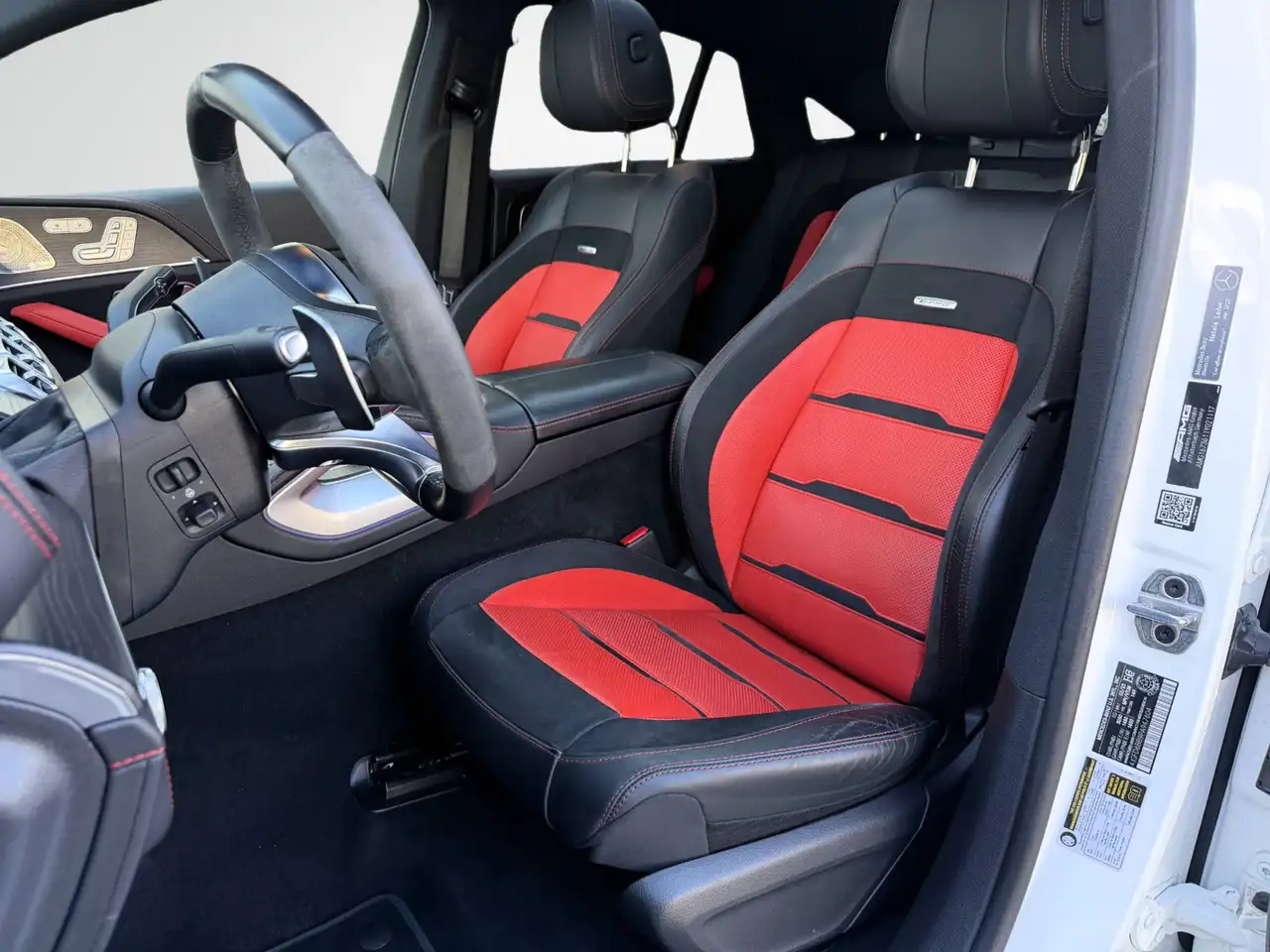 Mercedes-Benz GLE снимка Mercedes-Benz GLE