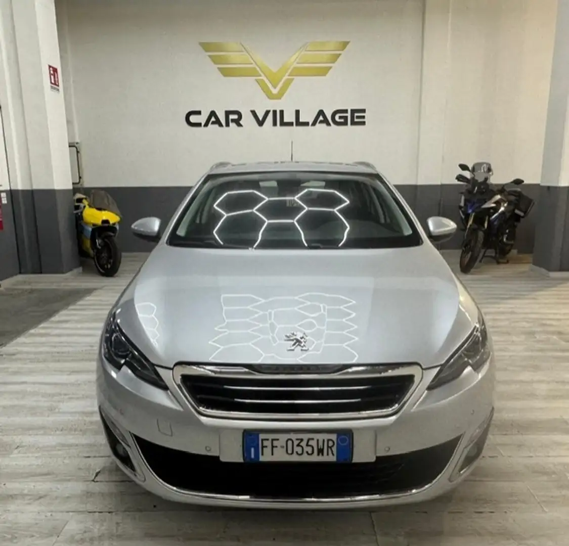 Peugeot 308 308 BlueHDi 120 S&S SW Allure Gris - 1