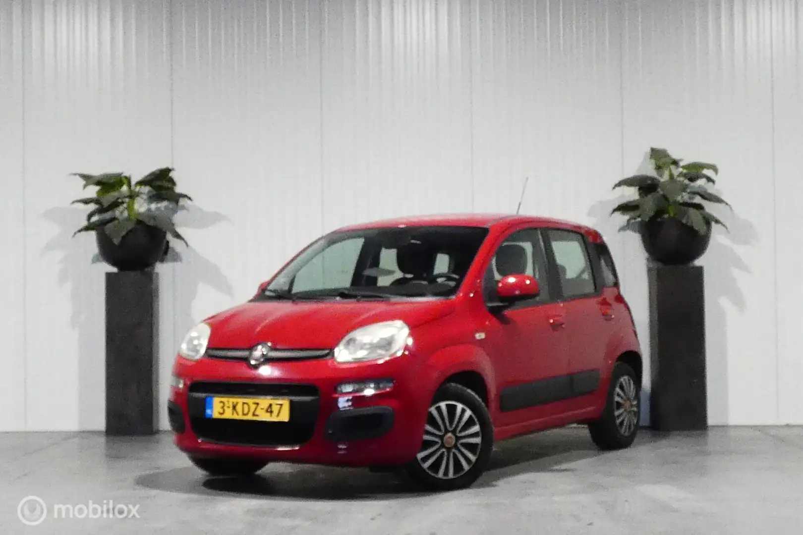 Fiat Panda 0.9 TwinAir Lounge Rojo - 1