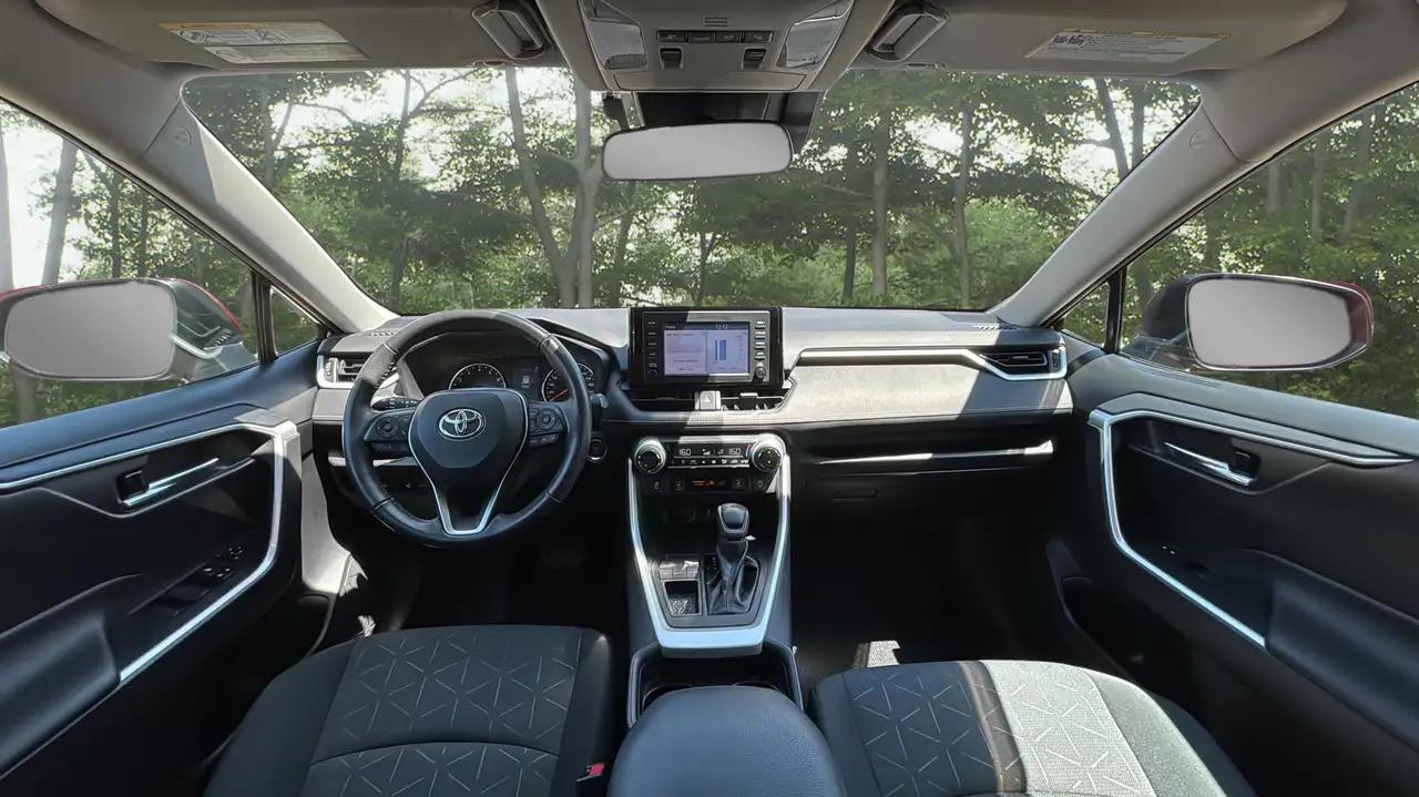 Toyota RAV 4 снимка Toyota RAV 4