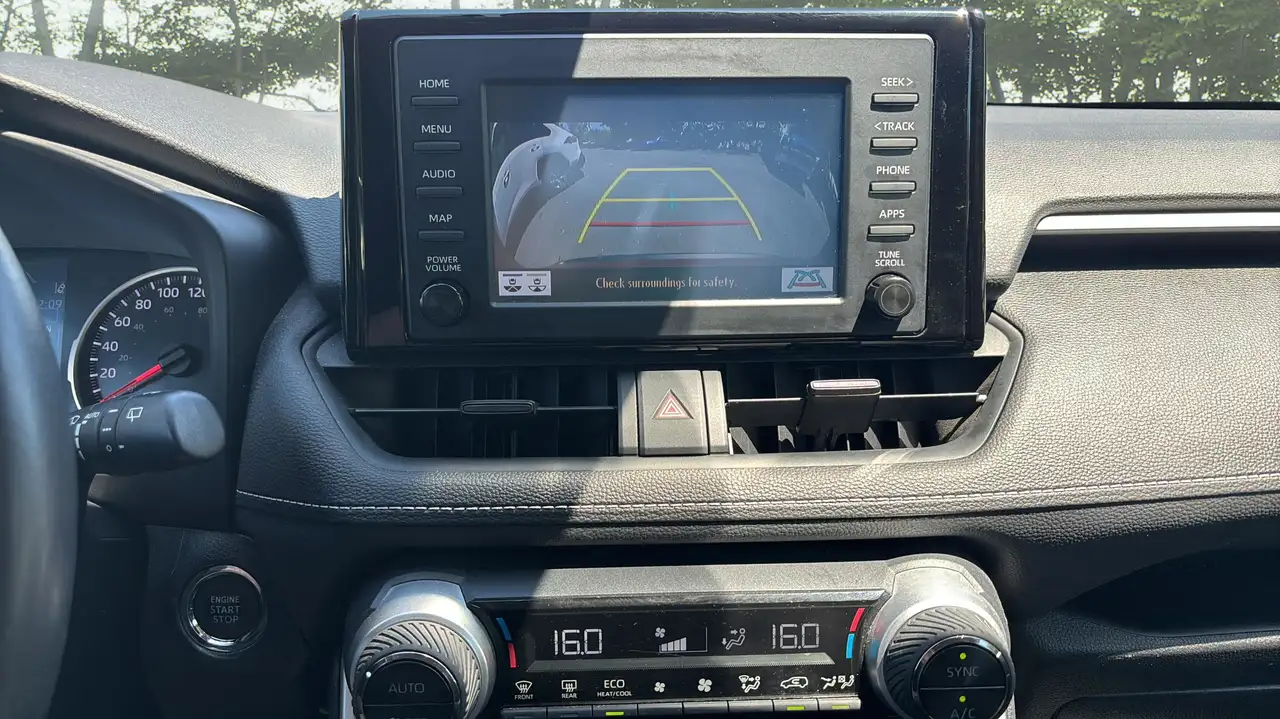 Toyota RAV 4 снимка Toyota RAV 4