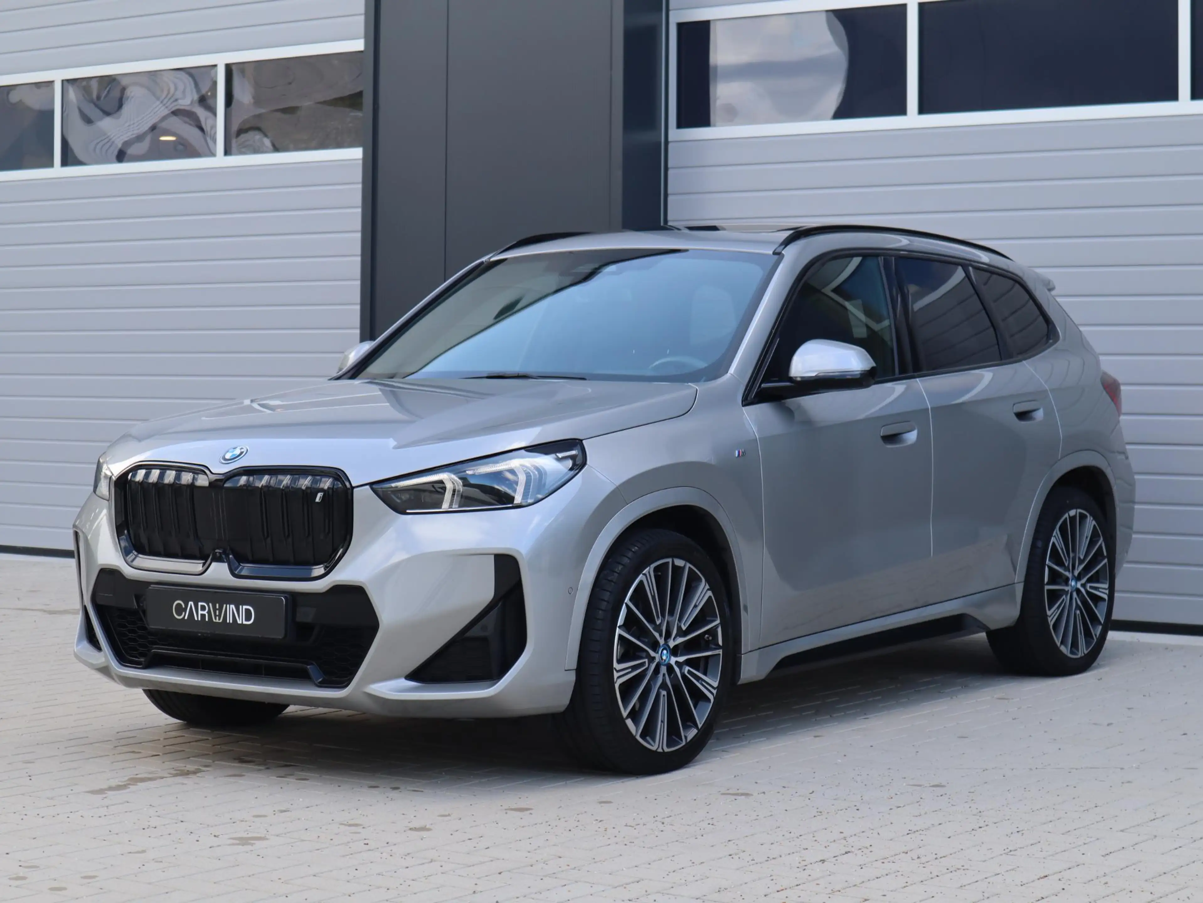 BMW iX1 xDrive30 |M Sport| Pano|Trekh.|20''|H/K|HUD VOL!! — photo 2