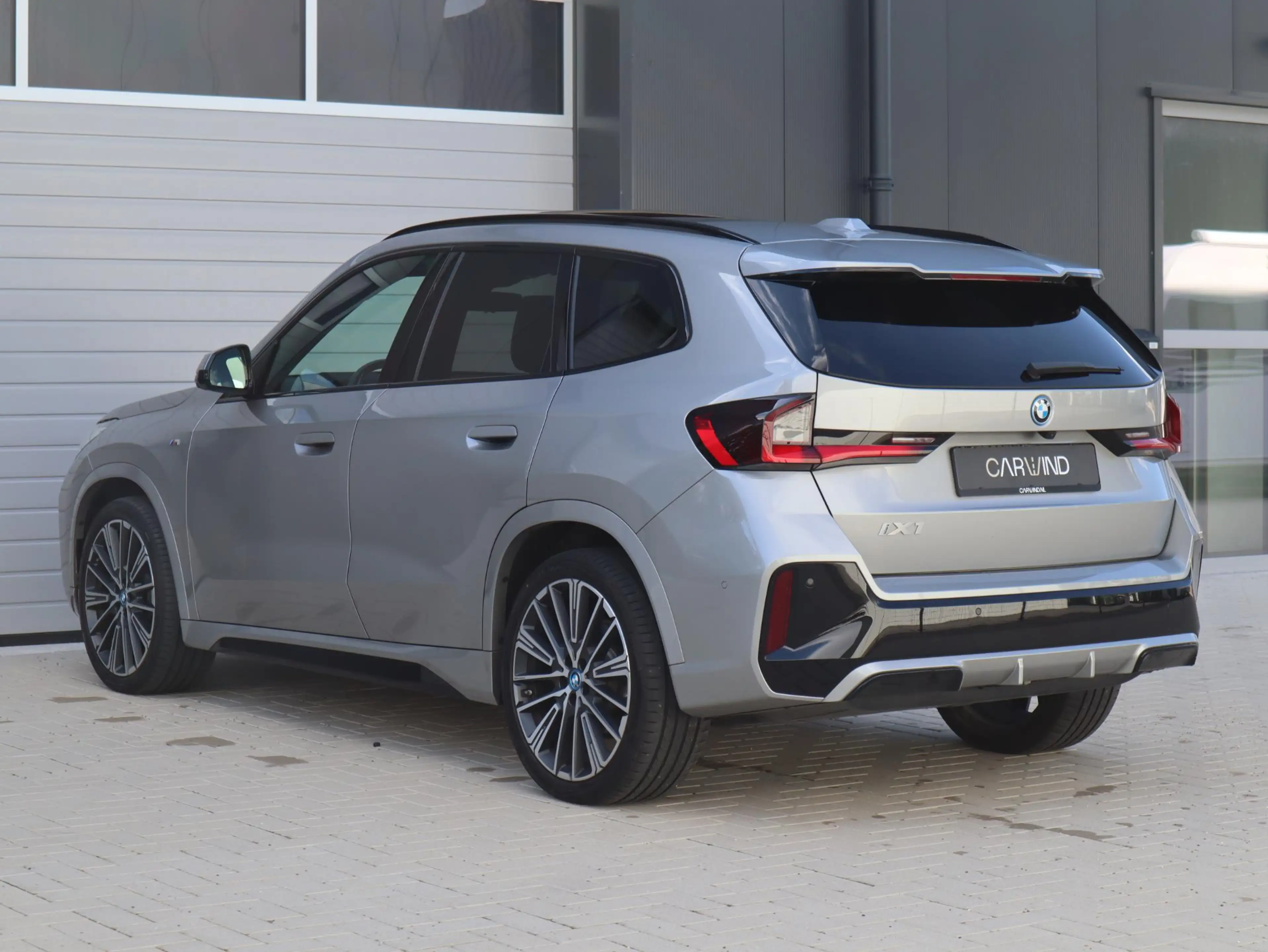 BMW iX1 xDrive30 |M Sport| Pano|Trekh.|20''|H/K|HUD VOL!! — photo 10