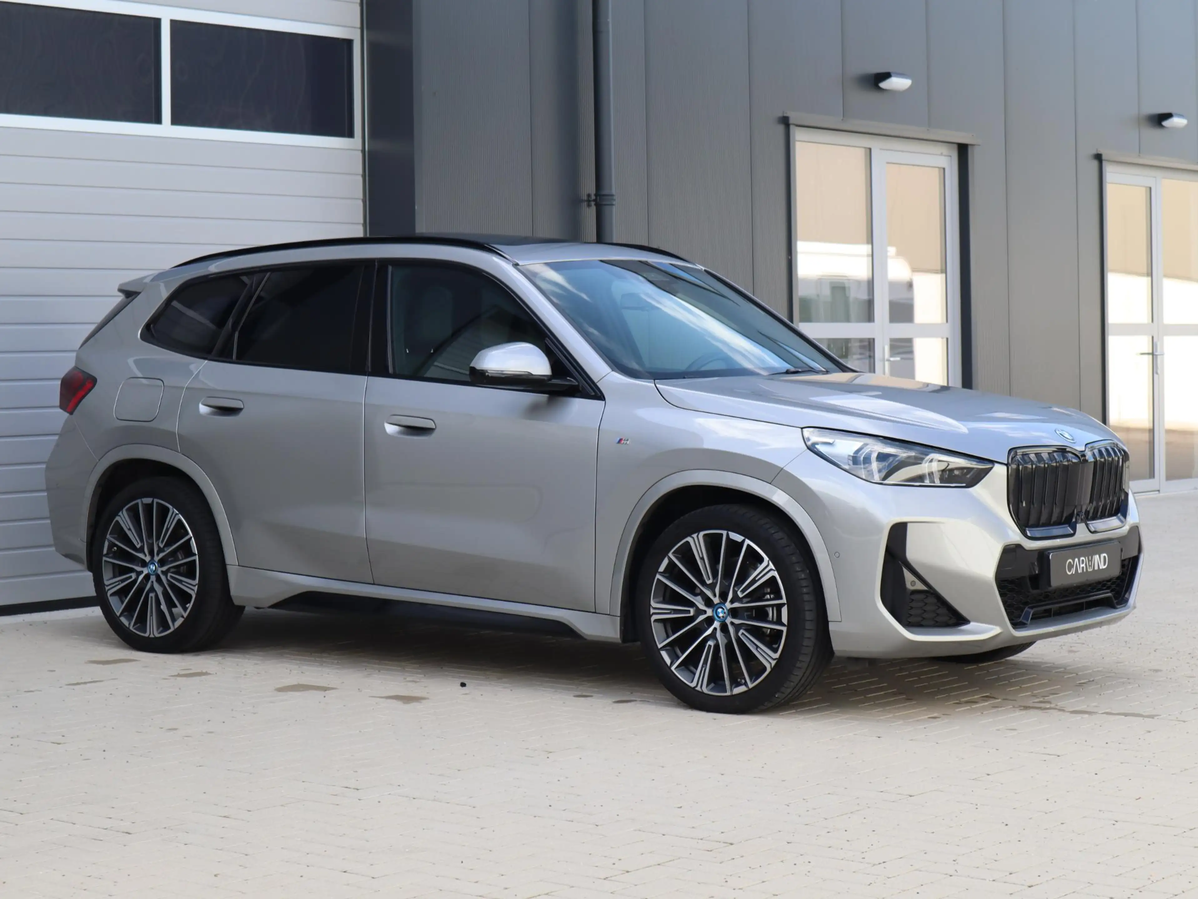 BMW iX1 xDrive30 |M Sport| Pano|Trekh.|20''|H/K|HUD VOL!! — photo 11