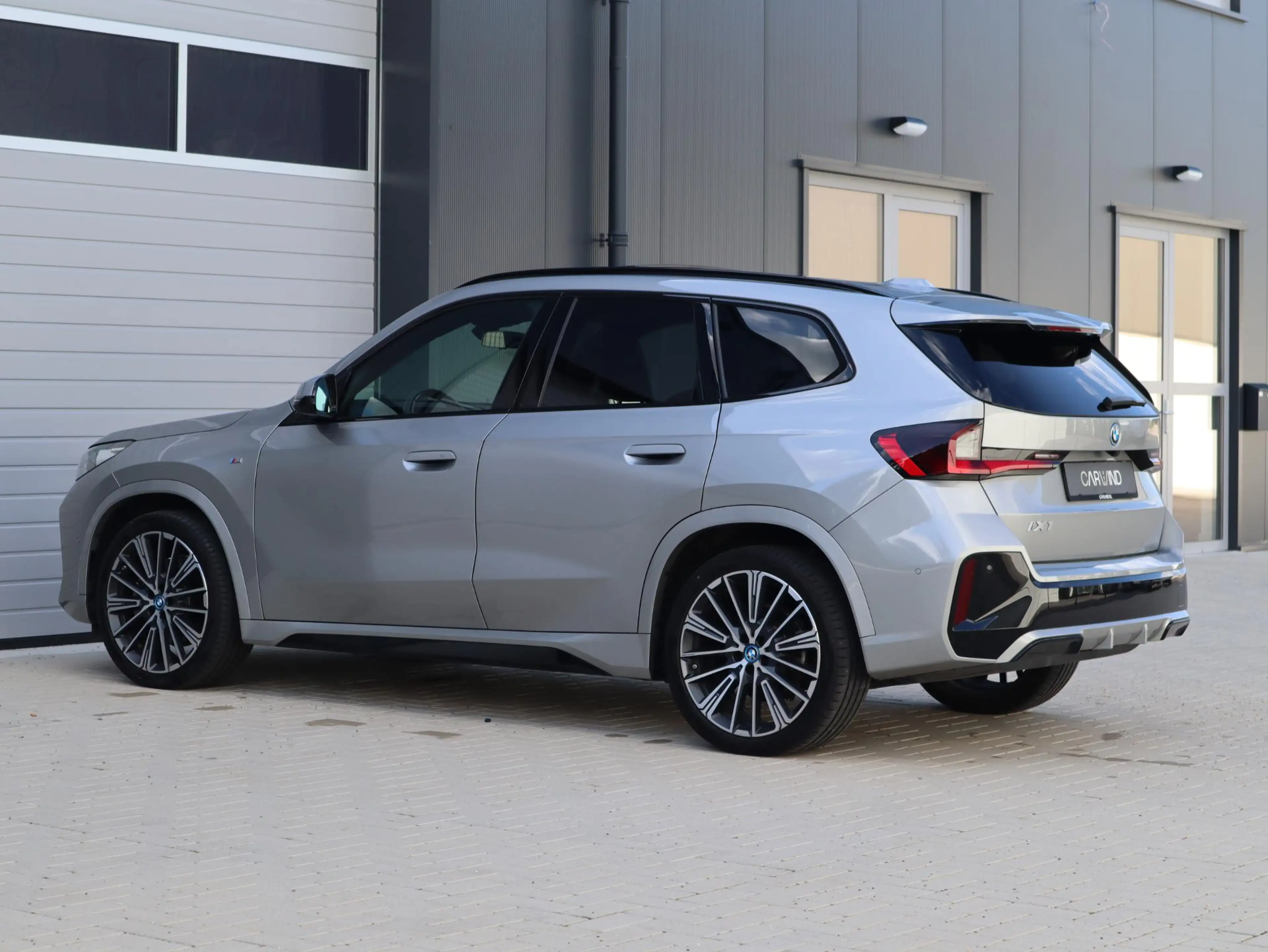 BMW iX1 xDrive30 |M Sport| Pano|Trekh.|20''|H/K|HUD VOL!! — photo 9