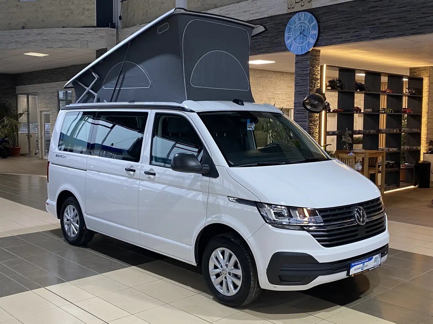 Volkswagen T6 Multivan Beach Tour 7-Sitzer AHK Navi R.Cam Weiß - 1