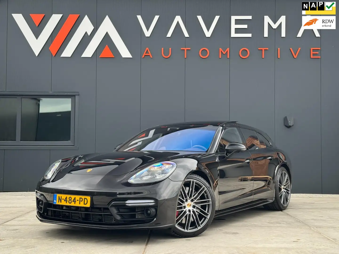 Porsche Panamera Sport Turismo 4.0 Turbo 2018|Luchtvering|Akrapovic Noir - 1