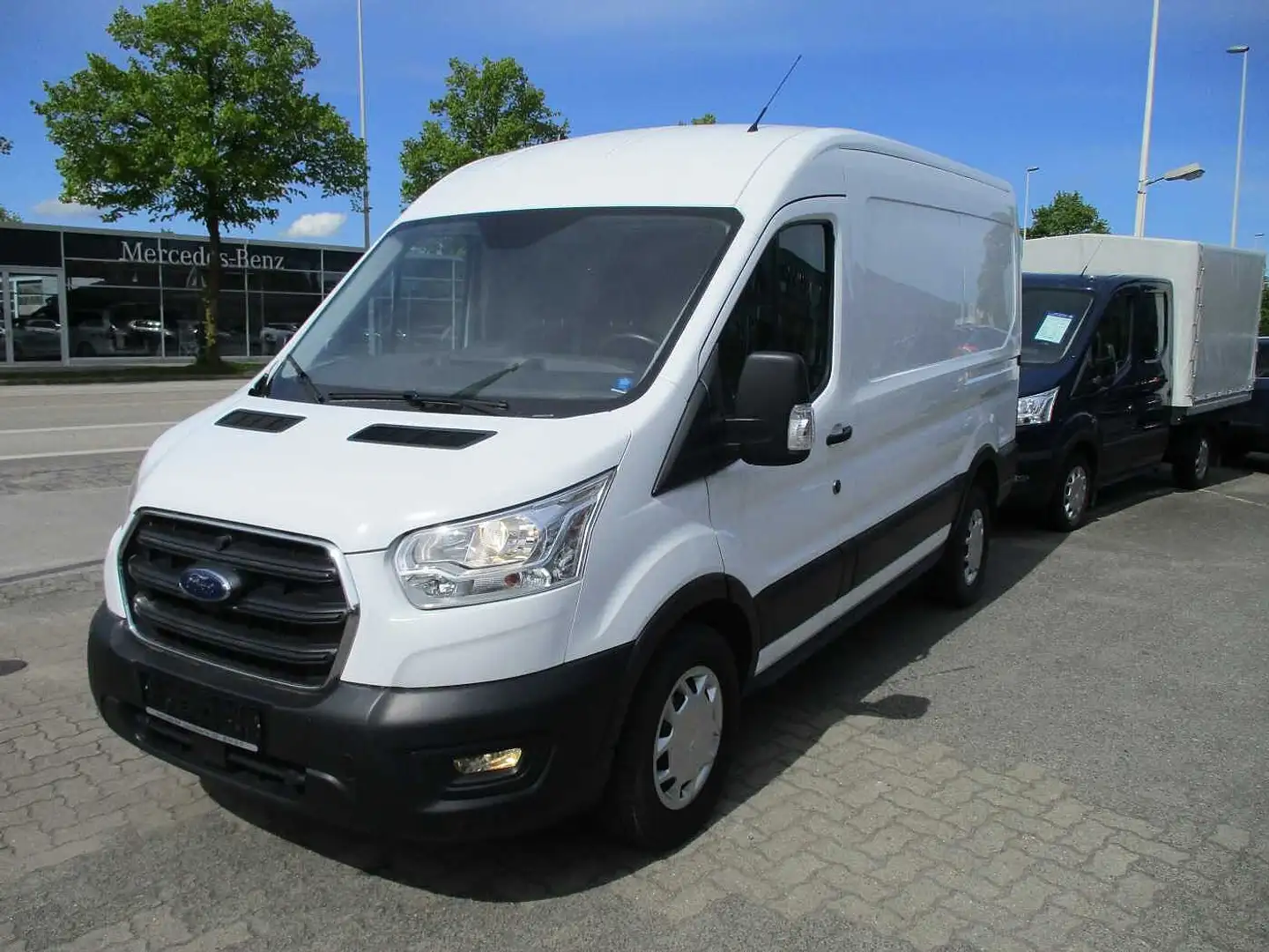 Ford Transit 350 TDCi L2H2, Trend Weiß - 1