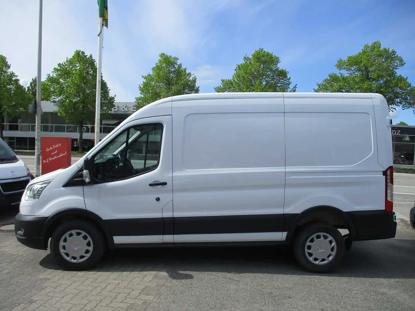 Ford Transit 350 TDCi L2H2, Trend Weiß - 2