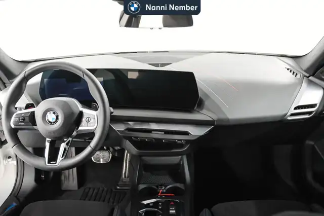 BMW 2 Series view 11