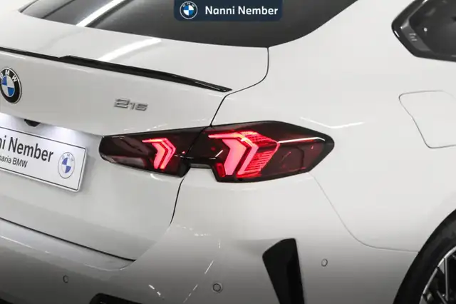 BMW 2 Series view 6