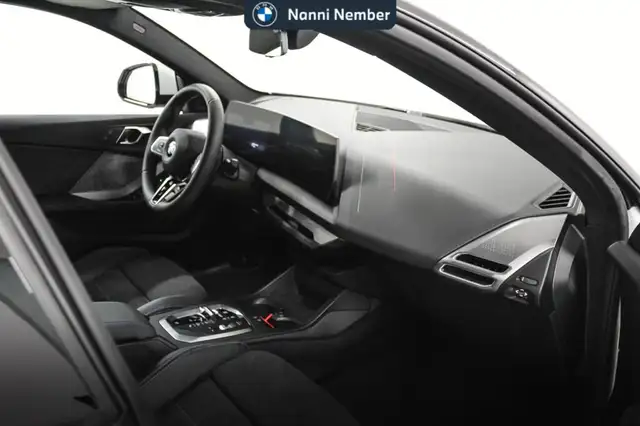 BMW 2 Series view 8